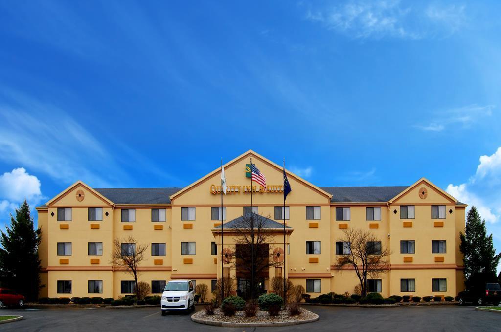 Quality Inn & Suites South Bend Airport Exterior foto